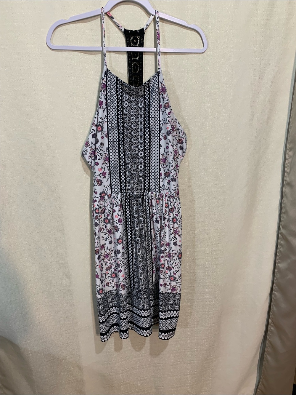 Maurices Black and White Floral-Trim Midi Halter Dress a3/101